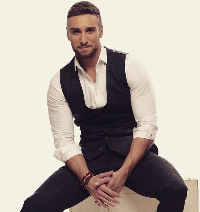 Самые горячие украинские мужчины десятилетия: судьба и фото всех Холостяков